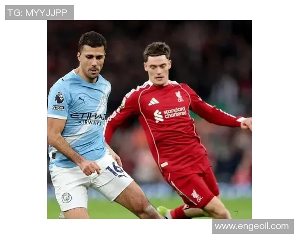 曼城客场逆转,成功挺进欧冠四强,曼联中场马夏尔成为绝杀英雄